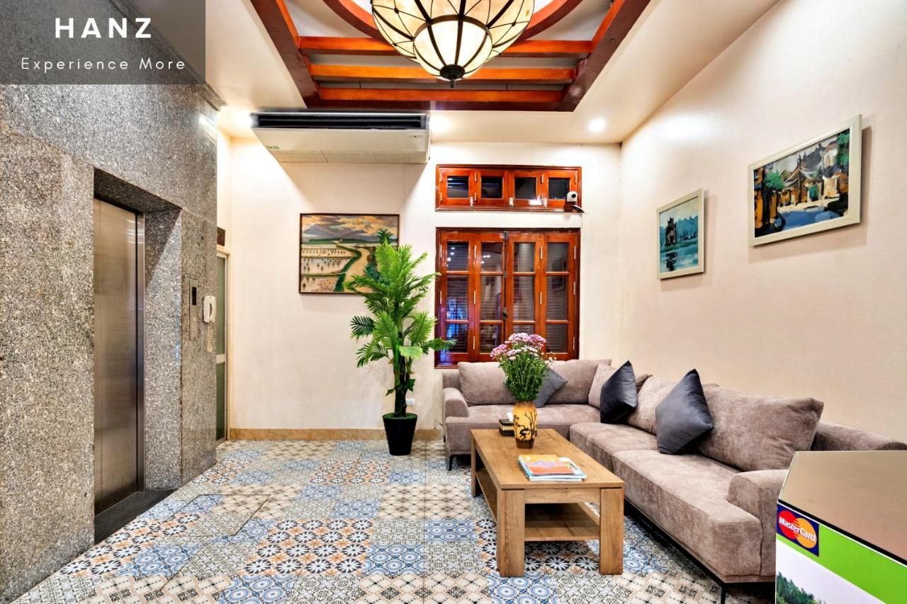 HANZ LakeView Hotel Hanoi Buitenkant foto